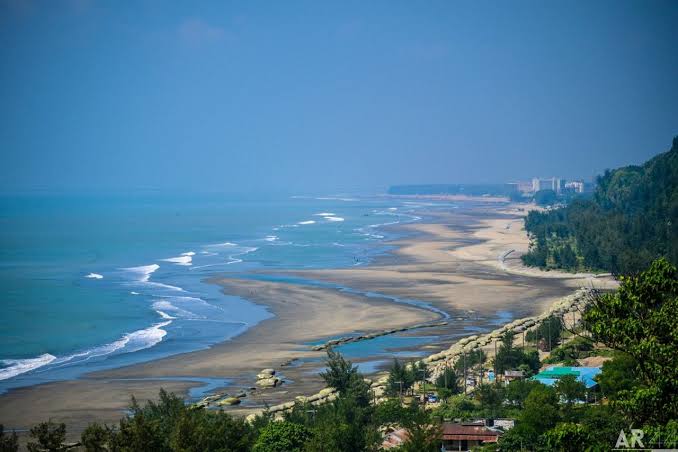 স্বাভাবিক হয়ে উঠেছে কক্সবাজারের পর্যটন