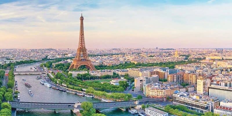 পর্যটকদের বেড়ানোর সেরা ১০ দেশ