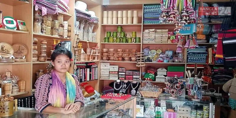 কোটি টাকার লোকসানে পর্যটক শূন্য রাঙামাটির তাঁত ব্যবসায়ীরা
