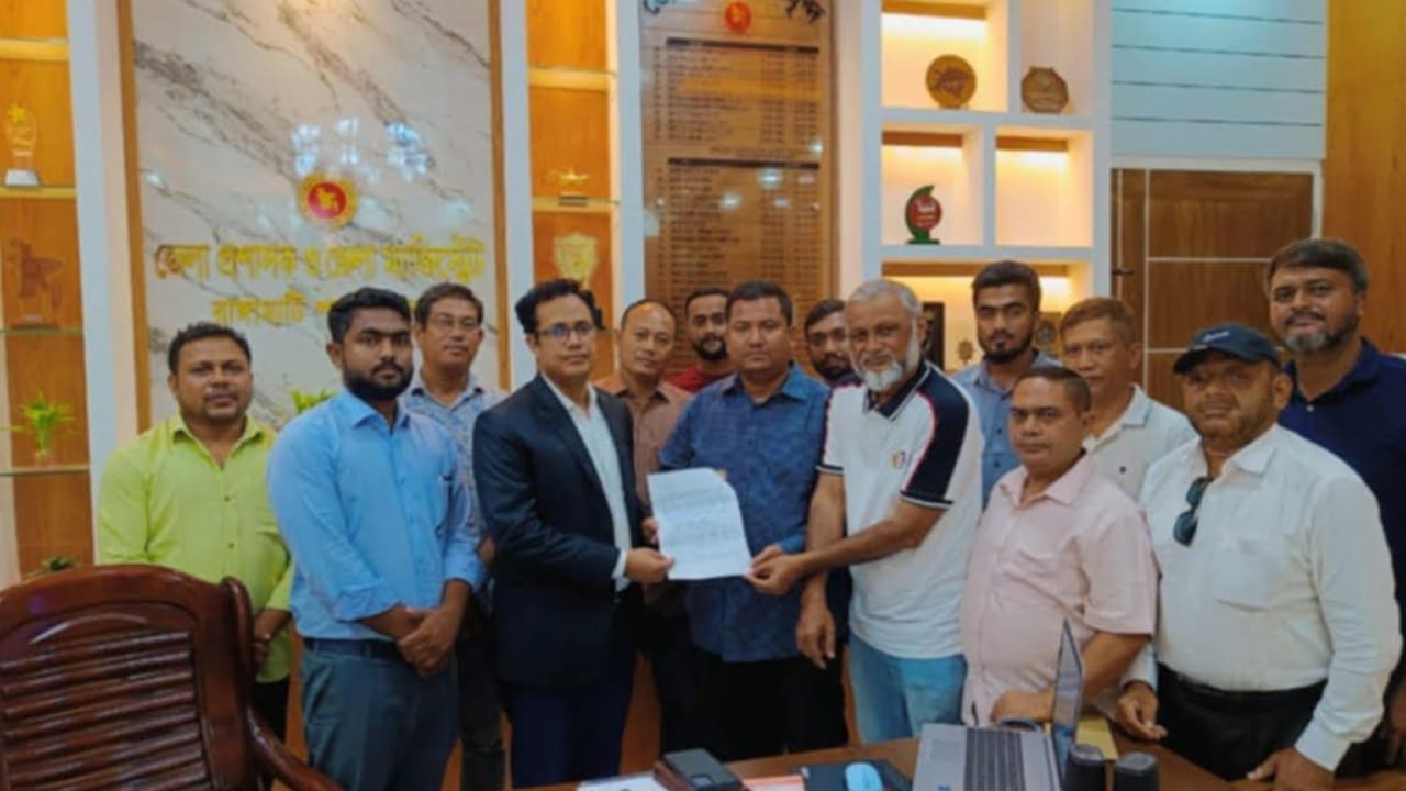 পর্যটক ভ্রমণে নিষেধাজ্ঞা প্রত্যাহার চেয়ে ব্যবসায়ীদের ৪ দফা দাবি