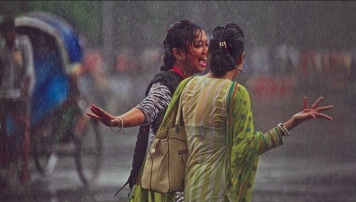 রাজধানীতে স্বস্তির বৃষ্টি