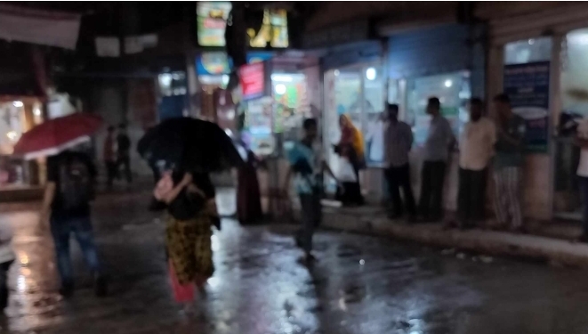 রাজধানীতে স্বস্তির বৃষ্টি