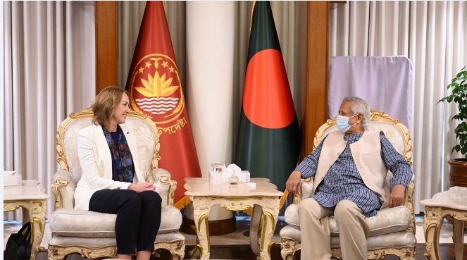 ঢাকা থেকে আবার অস্ট্রেলিয়ার ভিসা কার্যক্রম চালু, কৃতজ্ঞতা জানালেন প্রফেসর ইউনূস