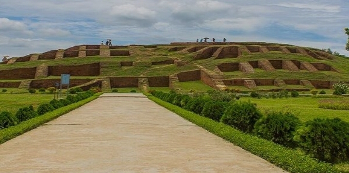 মহাস্থানগড়: বাংলার প্রাচীন ইতিহাসের অনন্য সাক্ষ্যবাহী এক পর্যটন গন্তব্য