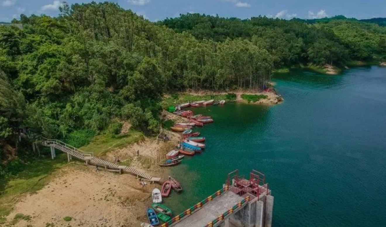 প্রাকৃতিক সৌন্দর্যে ঘেরা মিরসরাই: চট্টগ্রামের এক উদীয়মান পর্যটন স্বর্গ