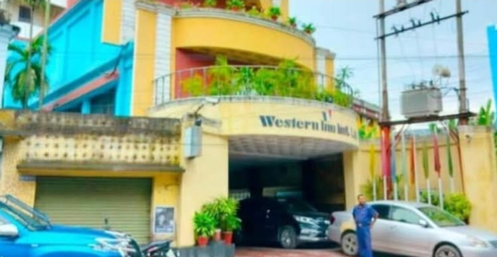 খুলনার ওয়েস্টার্ন ইন হোটেল কক্ষে নারীর রহস্যজনক মৃত্যু