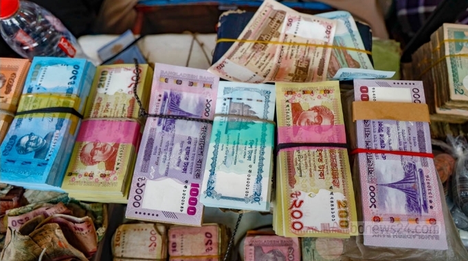 ব্যাংকে আমানতের প্রবৃদ্ধি হ্রাস: পর্যটন খাতেও প্রতিফলন, বিনিয়োগে শ্লথতা