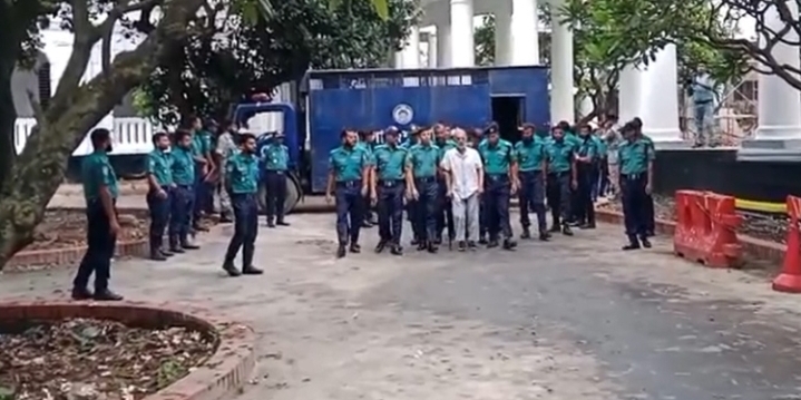 আন্তর্জাতিক অপরাধ ট্রাইব্যুনালে হাজির ৪০ সাবেক মন্ত্রী-প্রতিমন্ত্রী ও কর্মকর্তারা