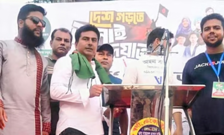 এনসিপির পথসভায় অংশ নিয়ে বহিষ্কৃত কিশোরগঞ্জ যুবলীগের তিন নেতা