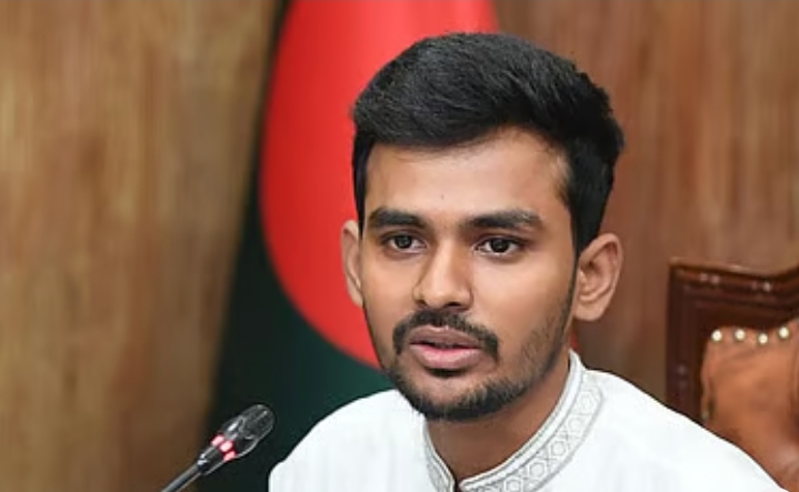 রাজনৈতিক সংঘর্ষ নয়, মব নয়: উপদেষ্টা আসিফ মাহমুদ