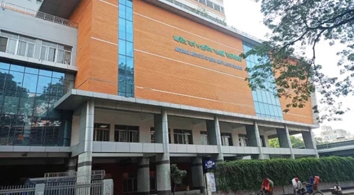 মহাখালীতে পেট্রোল পাম্পে অগ্নিকাণ্ডে দগ্ধ এক ব্যক্তি বার্ন ইনস্টিটিউটে