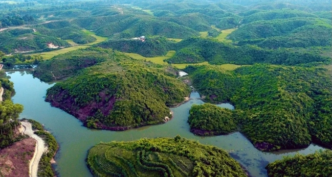 বান্দরবানের পাহাড়ি জনগোষ্ঠী — আতিথেয়তার নিদর্শনে গড়ে ওঠা এক জীবন্ত পর্যটন সংস্কৃতি