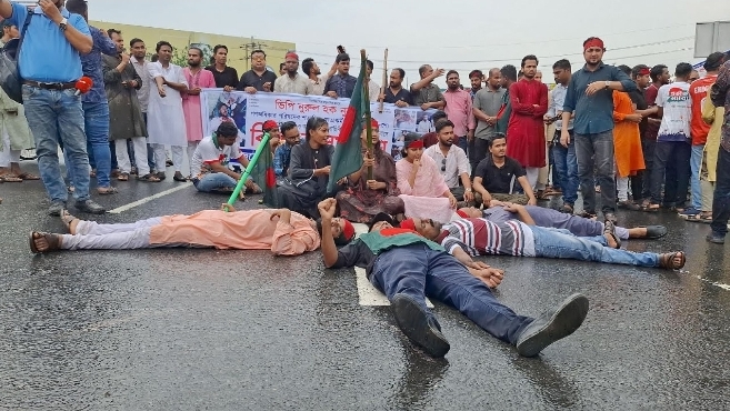 টাঙ্গাইলে জাতীয় পার্টির অফিস ভাঙচুর, মহাসড়ক অবরোধ গণঅধিকার পরিষদের