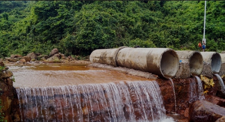 সুনামগঞ্জ সীমান্তের নতুন পর্যটন আকর্ষণ: লালঘাট ঝর্ণাধারা