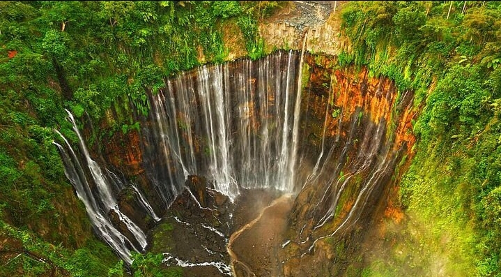 কুবান রন্দো জলপ্রপাত: পাহাড়ি প্রাকৃতিক সৌন্দর্যের এক লুকানো রত্ন