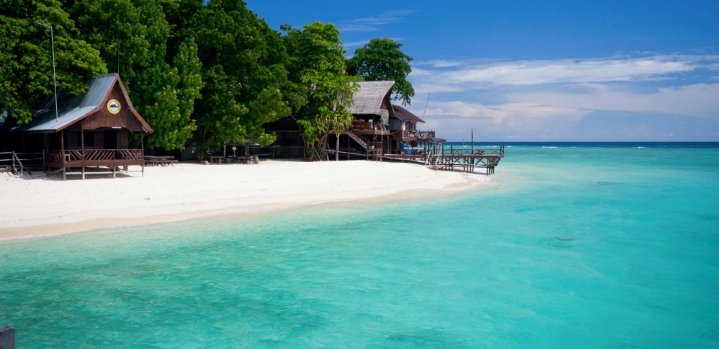 প্রকৃতি, ইতিহাস আর রোমাঞ্চে ভরা সিপাডান আইল্যান্ড