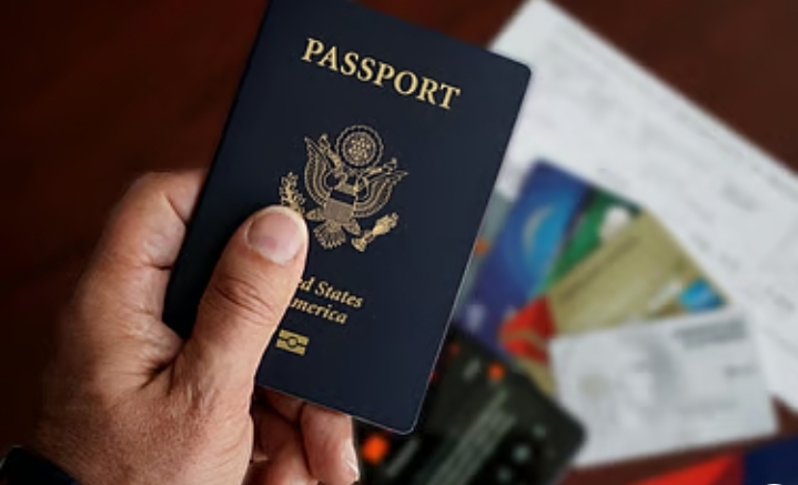 যুক্তরাষ্ট্র শীর্ষ দশের বাইরে, হেনলি পাসপোর্ট সূচকে বাংলাদেশের অবস্থান ১০০তম