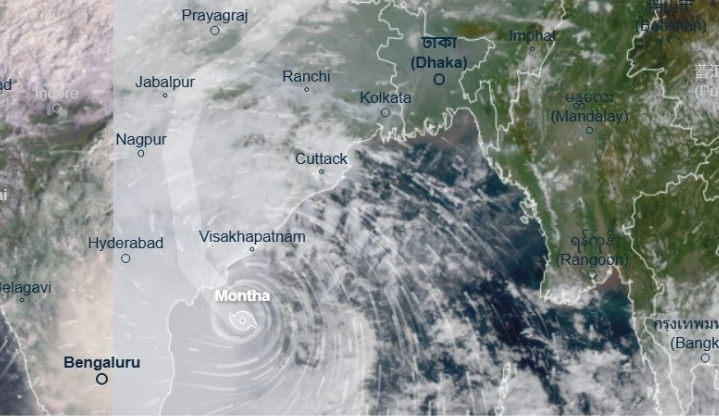 অন্ধ্রপ্রদেশে ঘূর্ণিঝড় মোন্থার তাণ্ডব: ফসলহানি, প্রাণহানি ও ব্যাপক ক্ষয়ক্ষতি