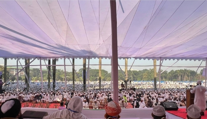 সোহরাওয়ার্দী উদ্যানে খতমে নবুওয়ত সম্মেলনে জনস্রোত, ধর্মপ্রাণ মানুষের ঢল ভোর থেকেই