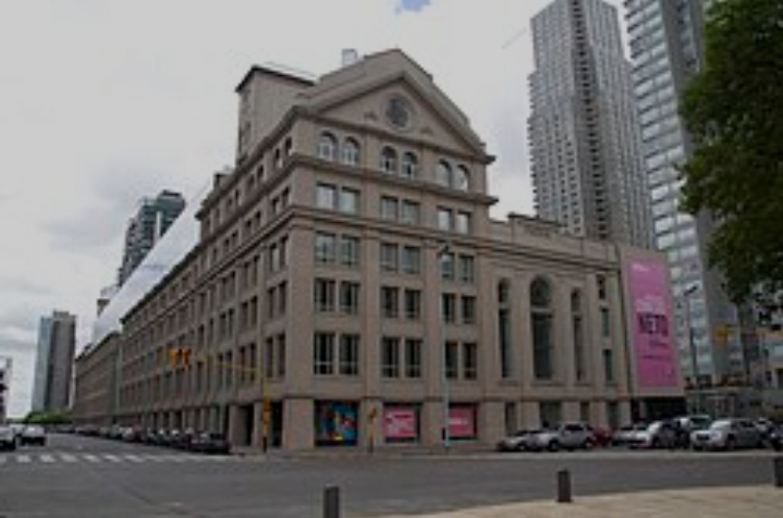 আর্জেন্টিনার পুয়ের্তো মাদেরো: আধুনিকতার ছোঁয়ায় নদীঘেরা শহরের এক অনন্য রূপ