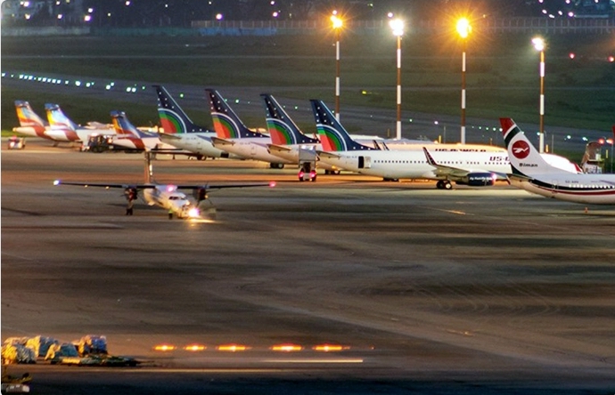 মধ্যপ্রাচ্যে আকাশসীমা বন্ধের ধাক্কা: ঢাকার হযরত শাহজালাল বিমানবন্দরে ৪৪৮ ফ্লাইট চালু থাকলেও ৪৪৭টি বাতিল, প্রবাসীদের দুর্ভোগ চরমে