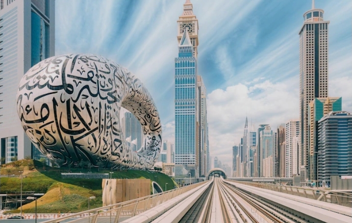 ত্রিদেশীয় যুদ্ধে দুবাইয়ের পর্যটন খাতে বড় ধাক্কা