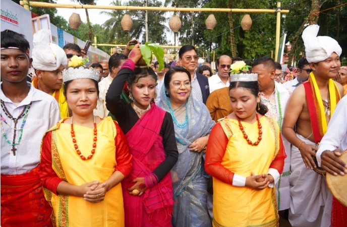 হারমনি ফেস্টিভ্যালের উদ্বোধন: টেকসই সাংস্কৃতিক পর্যটনের নতুন দিগন্ত উন্মোচন করল সরকার